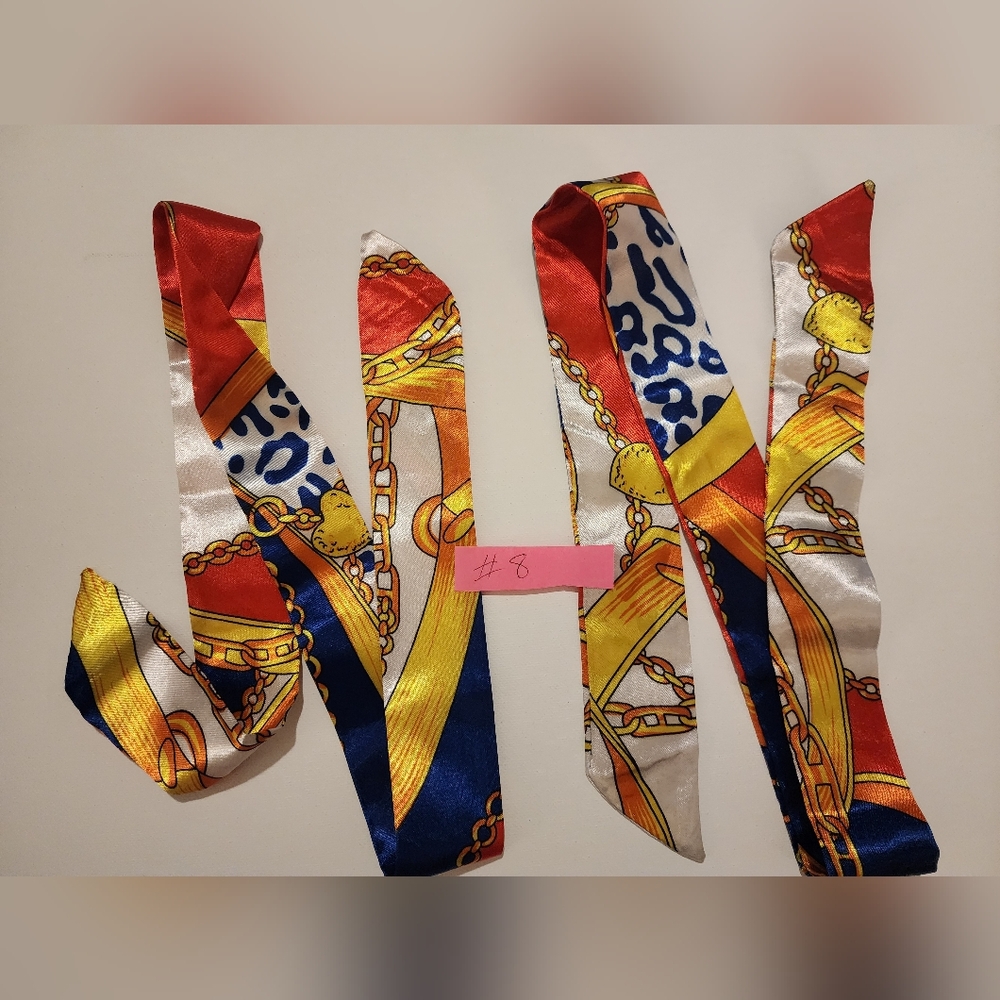 #8 Twilly Colorful Silk Scarf with Chain Print